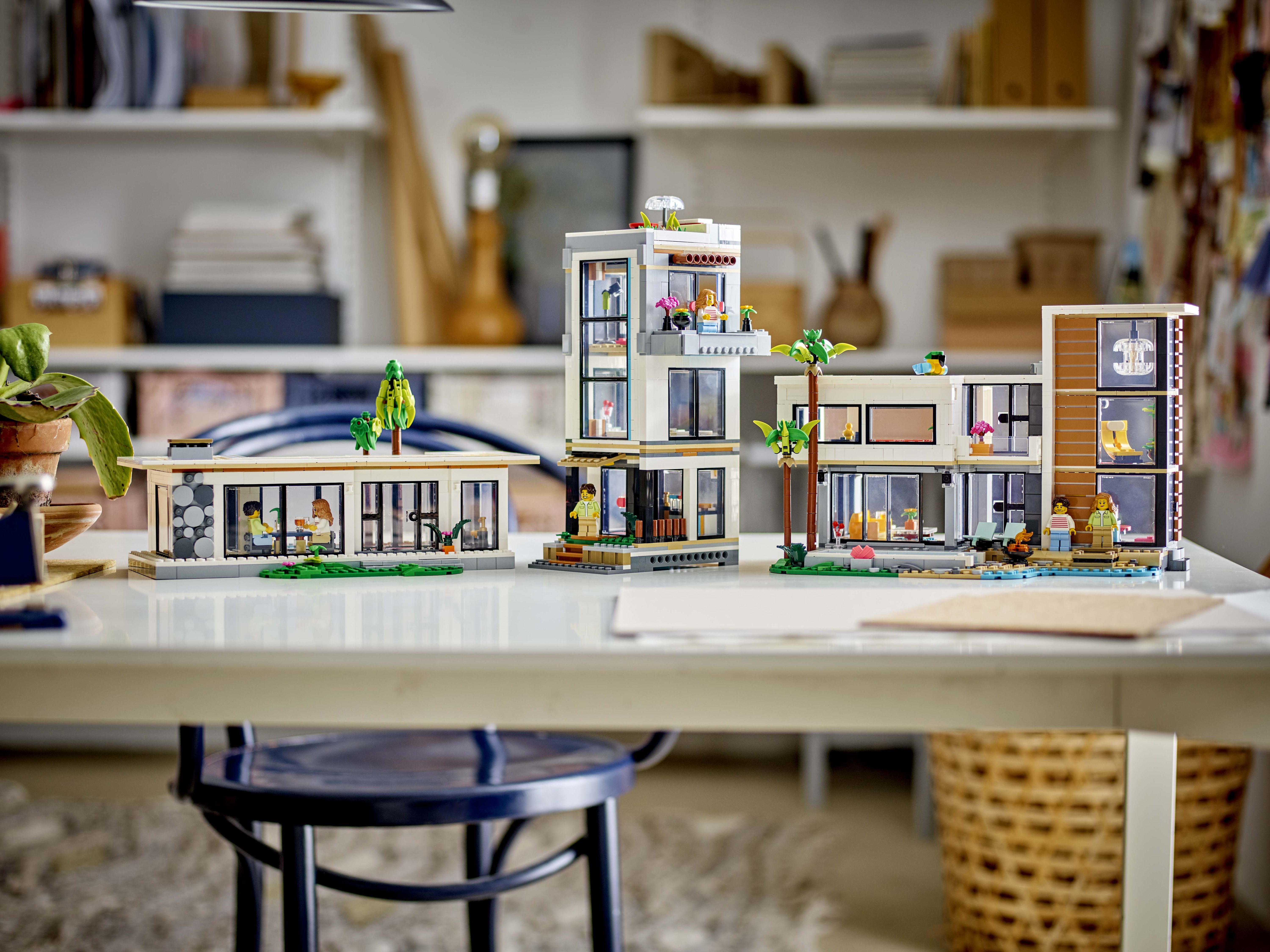Конструктор LEGO Creator Современный дом 939 деталей (31153) - фото 9