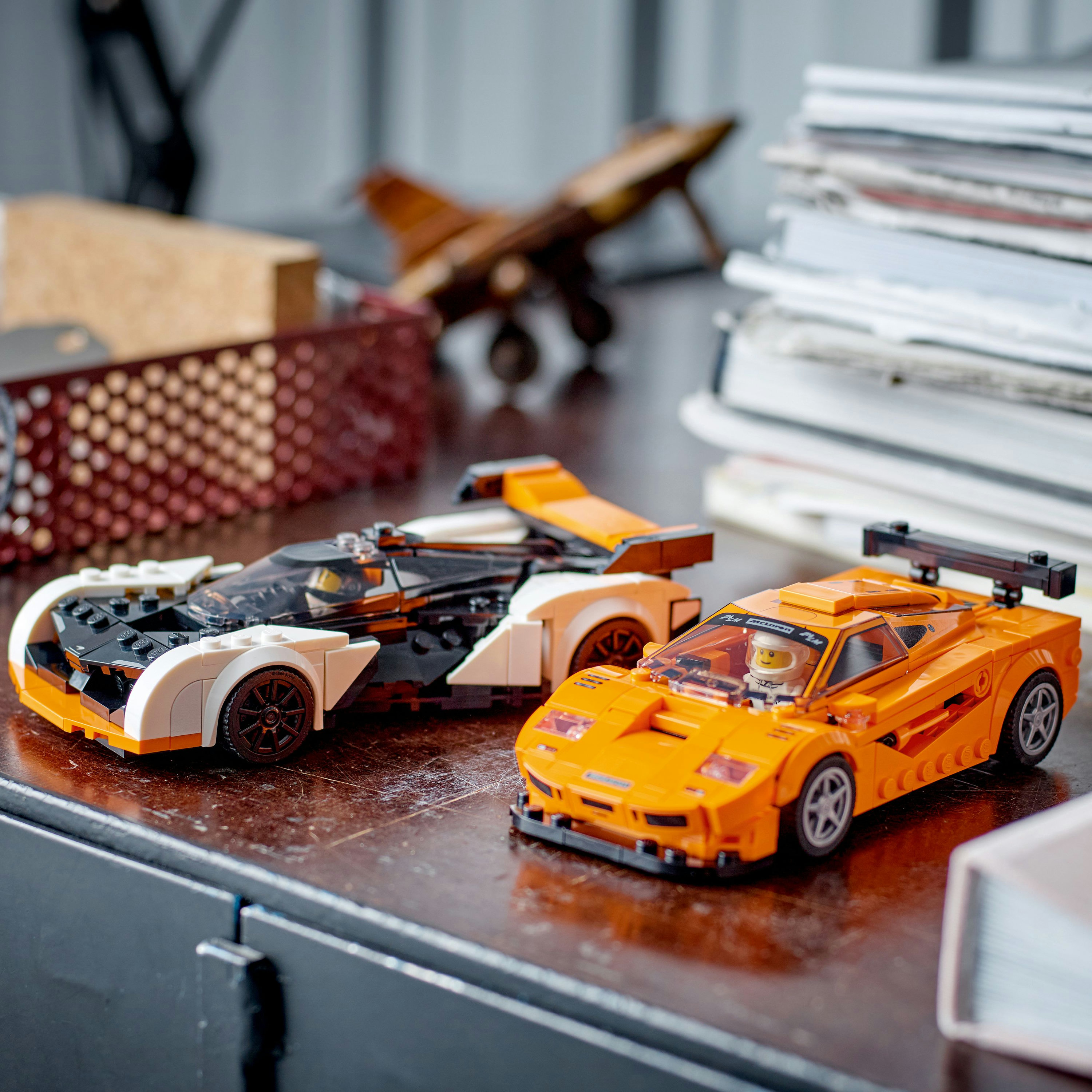 Конструктор LEGO Speed Champions McLaren Solus GT и McLaren F1 LM, 581 деталь (76918) - фото 4