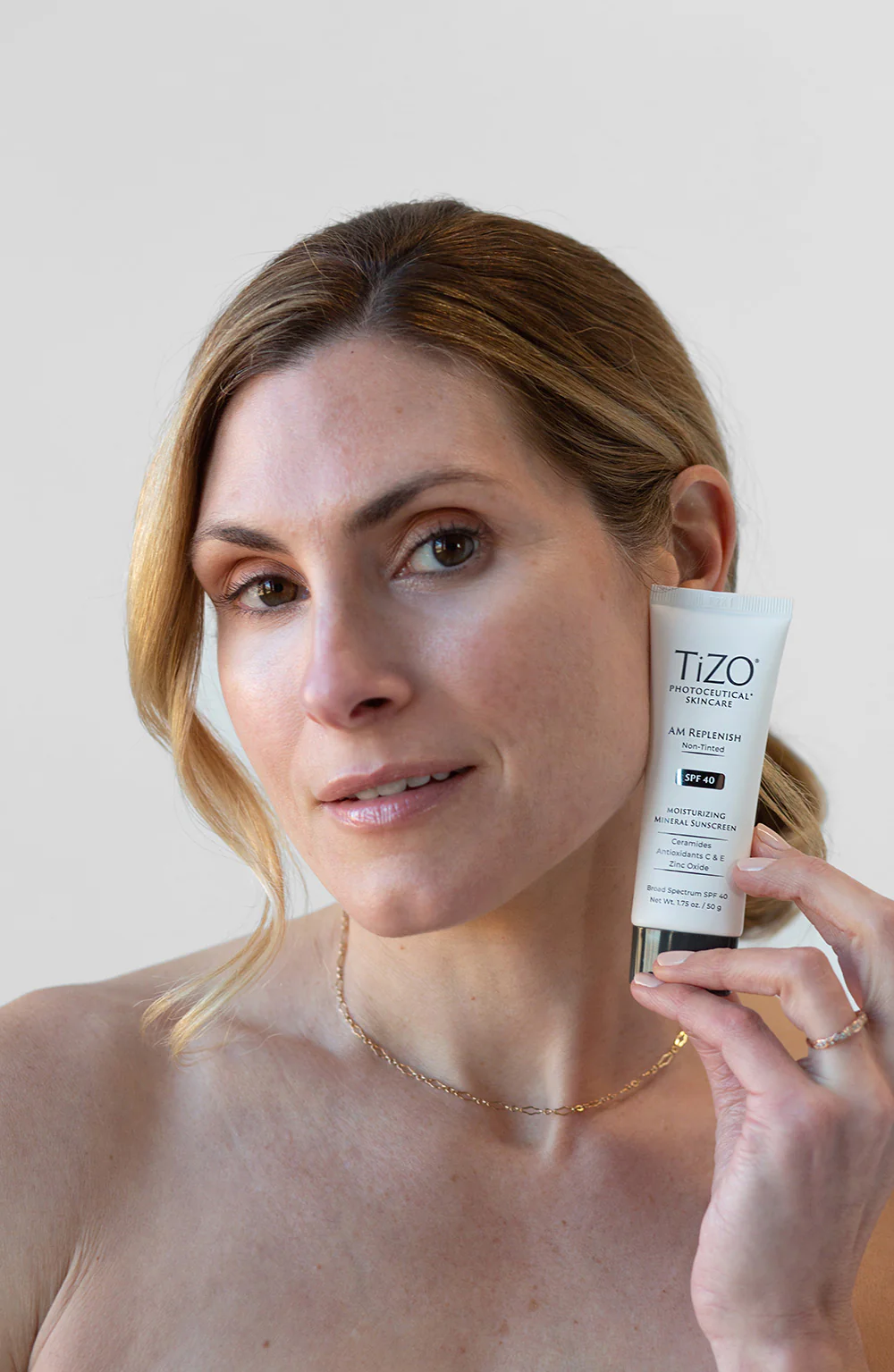 Денний крем TiZO Photoceutical Skincare AM Replenish Non-Tinted SPF 40, 50 г - фото 5