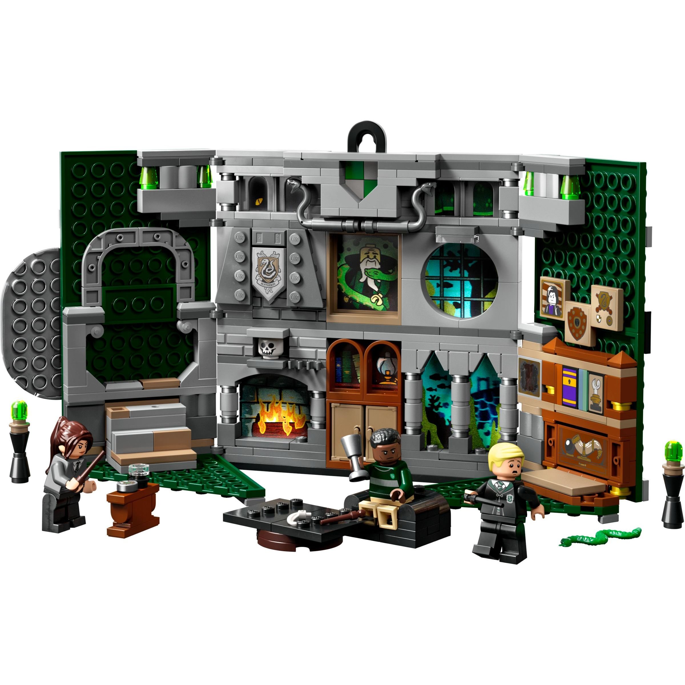 Конструктор LEGO Harry Potter Прапор гуртожитку Слизерин, 349 деталей (76410) - фото 7