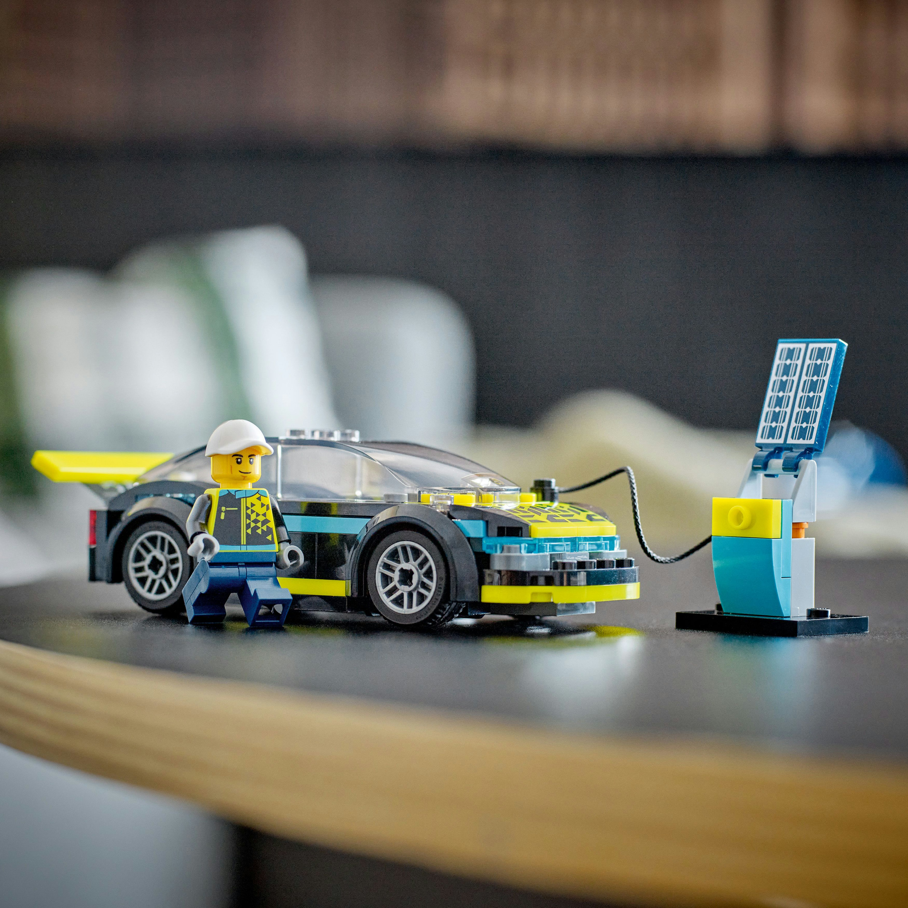 Конструктор LEGO City Электрический спортивный автомобиль, 95 деталей (60383) - фото 4