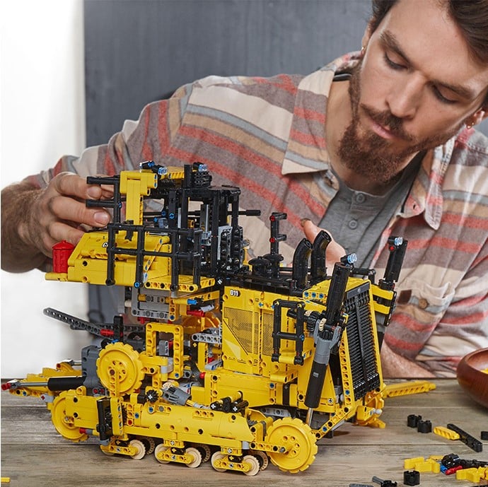 Конструктор LEGO Technic Бульдозер Cat D11, 3854 деталі (42131) - фото 13