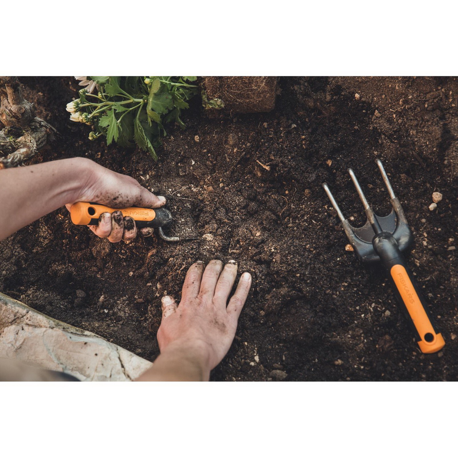 Розпушувач Fiskars Premium Planters, 30 см, чорний з помаранчевим (1000728) - фото 5