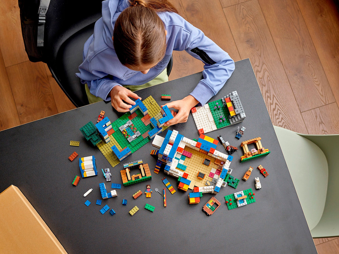 Конструктор LEGO Minecraft Minecraft Деревня лам, 1252 деталей (21188) - фото 9
