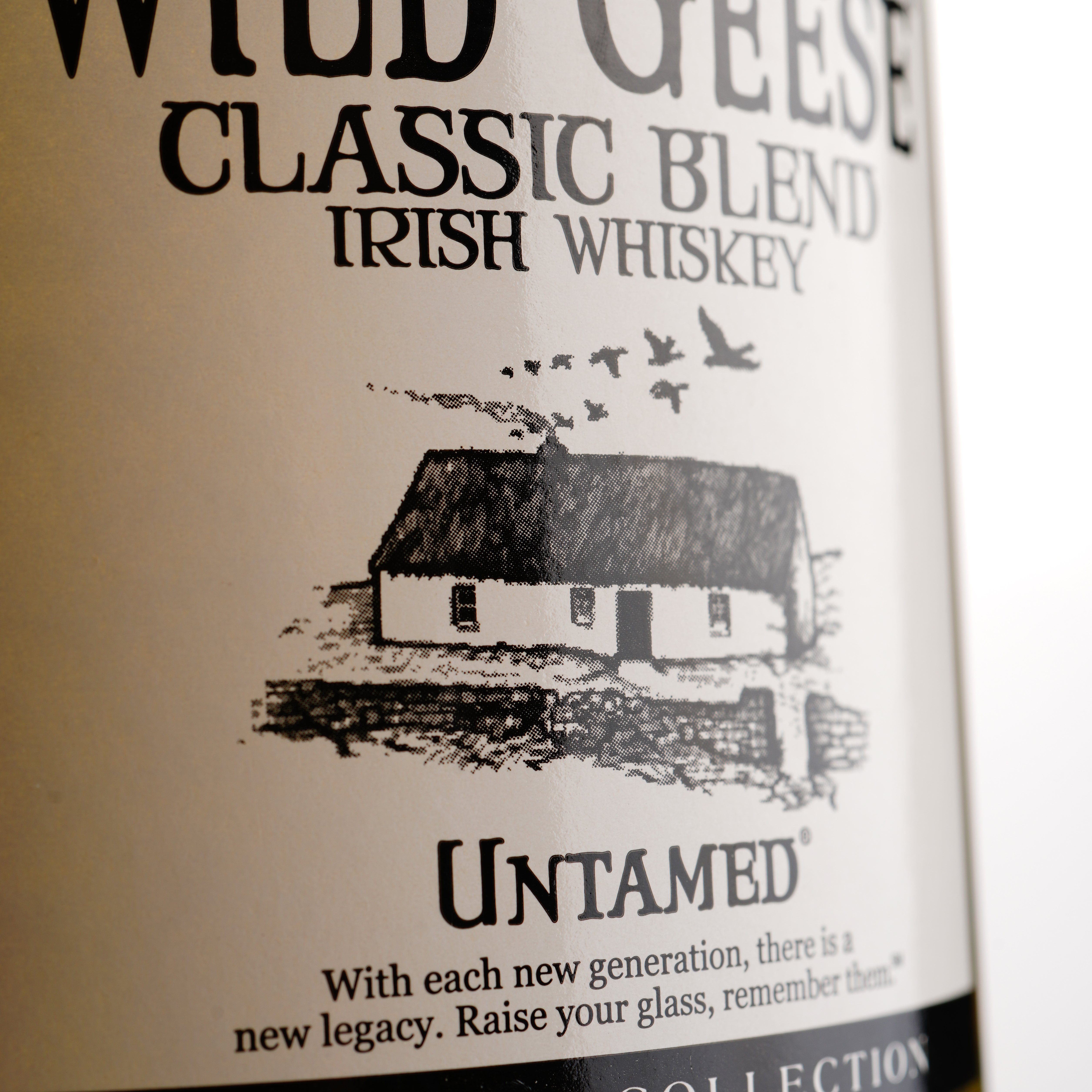 Віскі The Wild Geese Classic Blend Irish Whiskey, 40%, 0,7 л (566233) - фото 3
