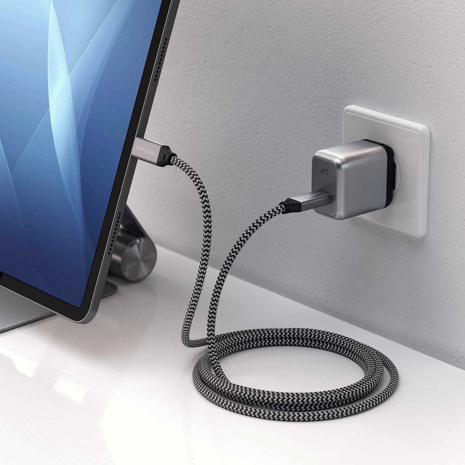 Кабель Satechi USB4 C to C Cable 100W Space Gray 0.8 м - фото 6