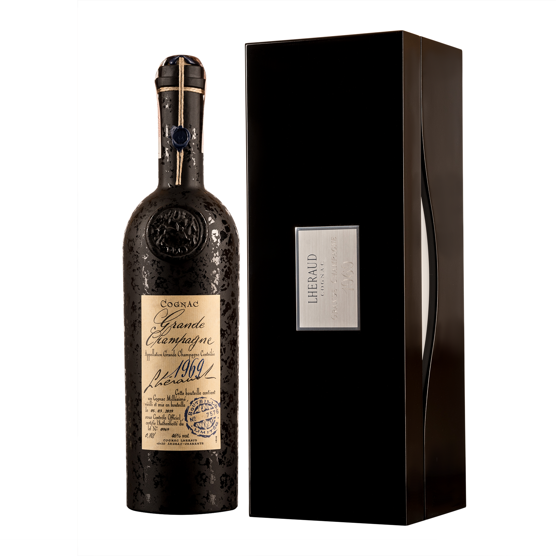Коньяк Lheraud 1969 Grande Champagne, в деревянной коробке, 46%, 0,7 л - фото 1