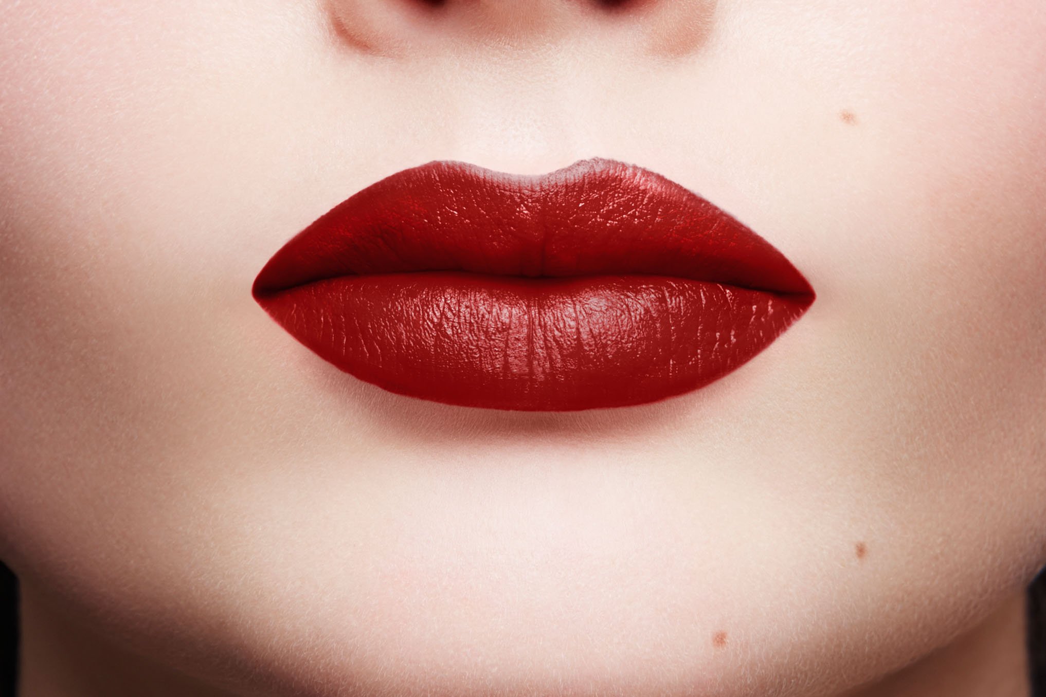 Помада для губ L'Oréal Paris Color Riche, відтінок 120 (Rouge St), 28 г (A9998900) - фото 4