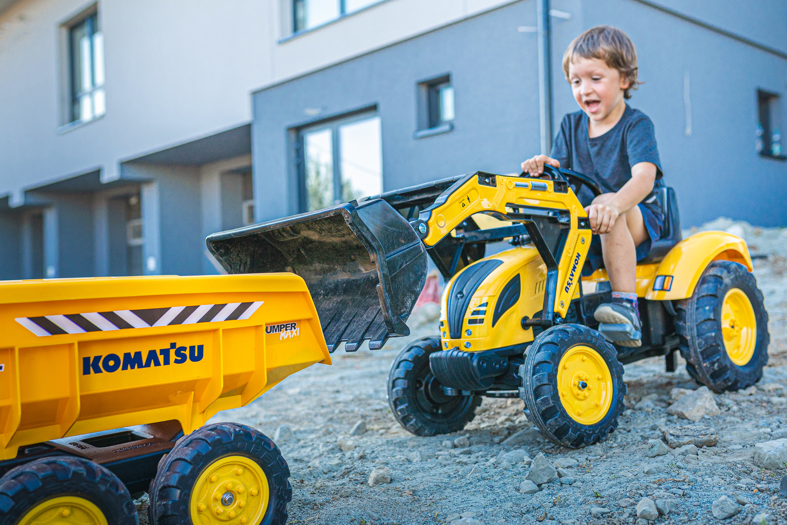 Детский трактор на педалях Falk Kubota, с прицепом и ковшами, желтый (2086W) - фото 10