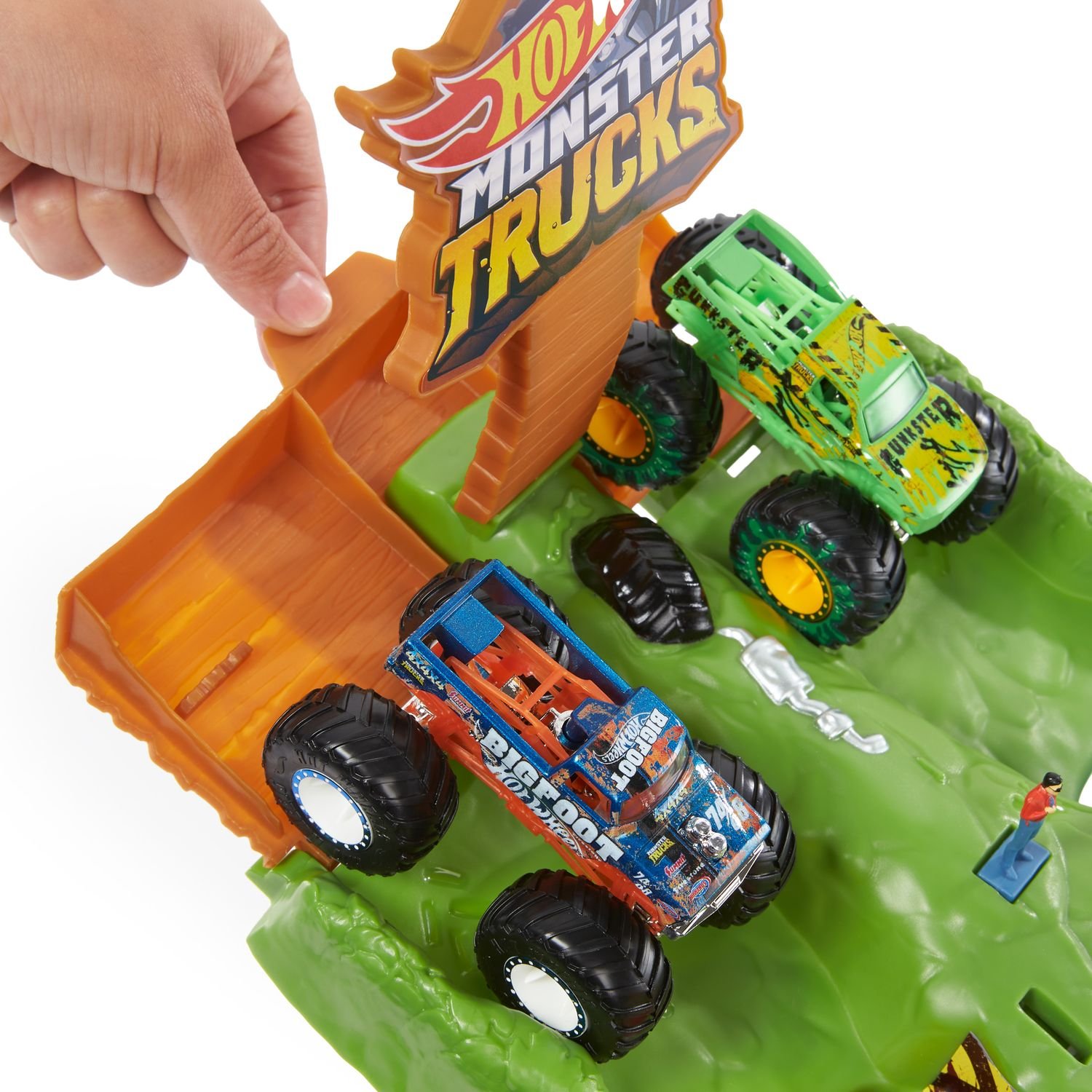 Игровой набор Hot Wheels Гонки титанов серии Monster Trucks (HGV12) - фото 4