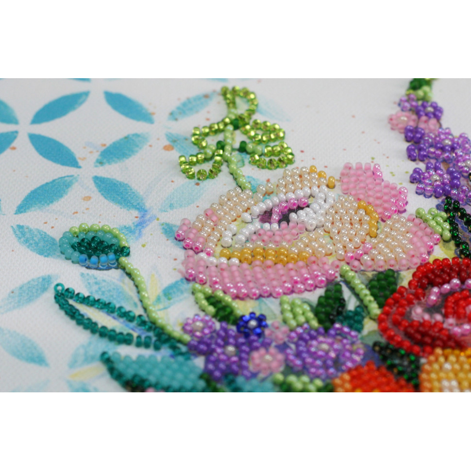 Набор-миди для вышивки бисером Abris Art Цветочная феерия AMB-067 20х20 см - фото 2