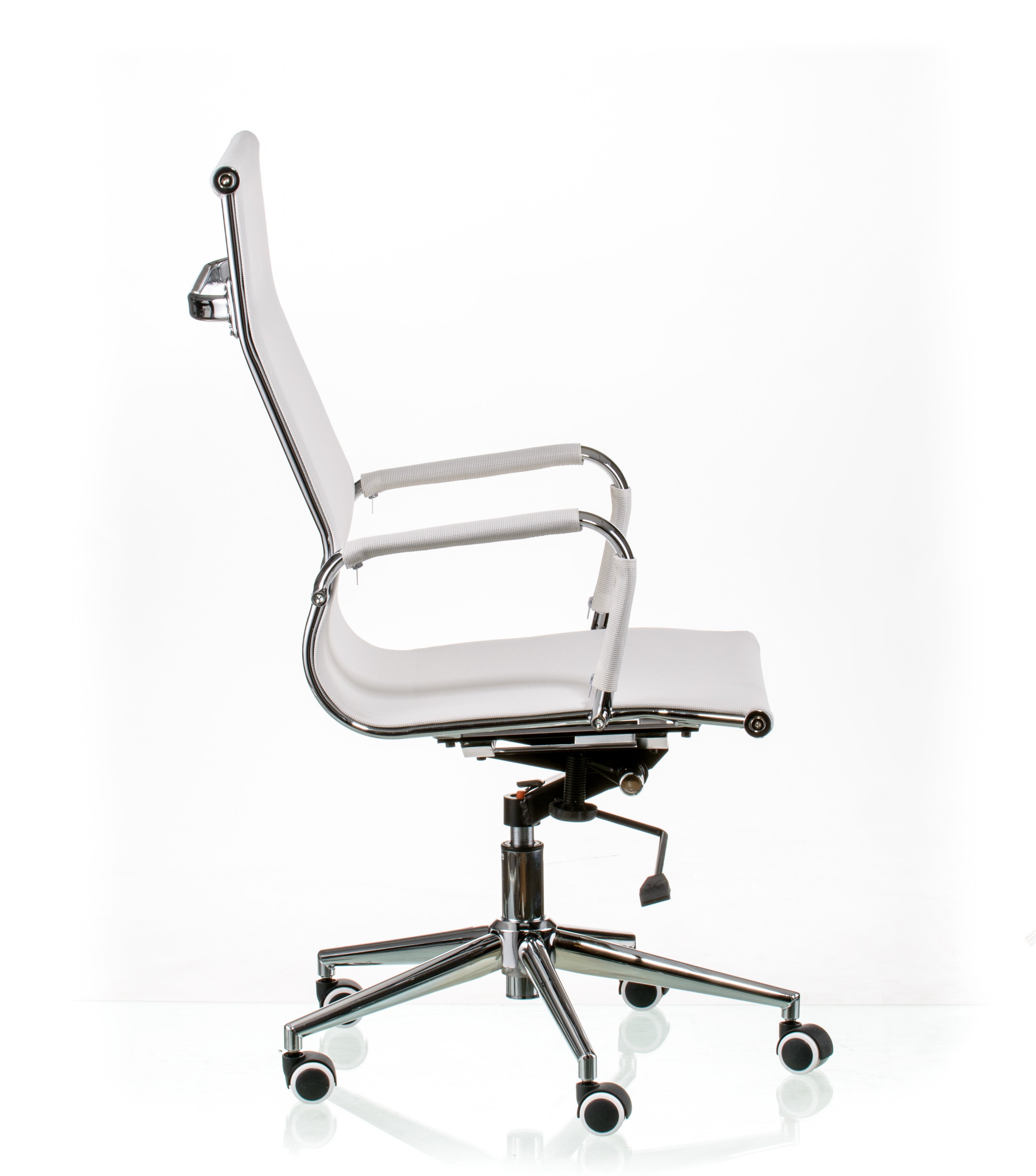 Офисное кресло Special4you Solano mesh белое (E5265) - фото 3