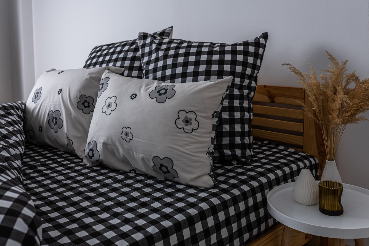 Комплект постельного белья ТЕП Soft dreams Miracle евро темно-серый с белым (2-03859_26047) - фото 3