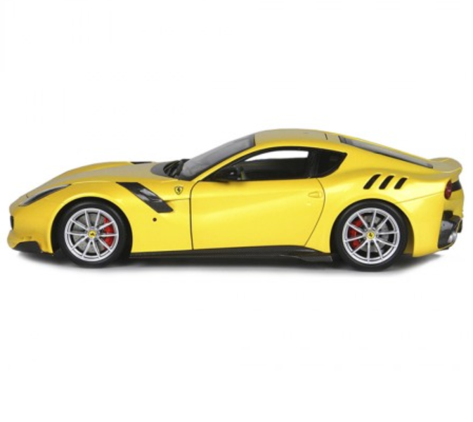 Автомодель Bburago Ferrari F12TDF желтый (18-26021) - фото 3