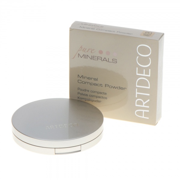 Мінеральна компактна пудра-основа Artdeco Hydra Mineral Compact Foundation, відтінок 65 (Medium Beige), 10 г (322712) - фото 3