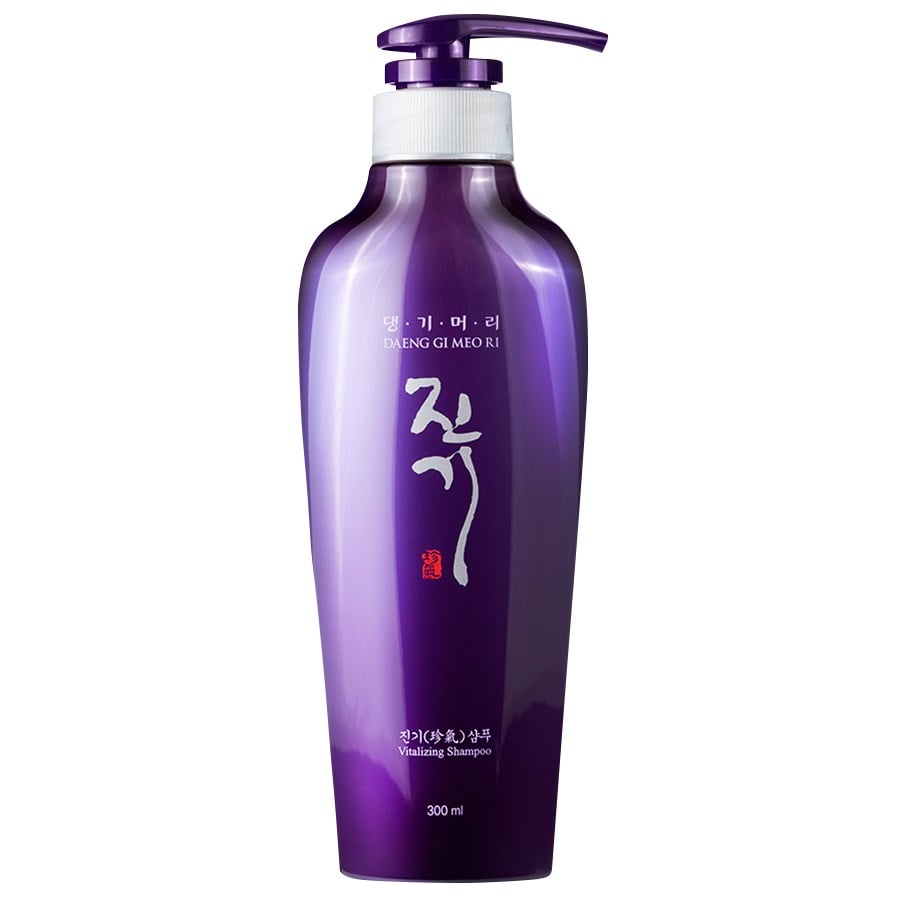 Шампунь для волосся регенеруючий Daeng Gi Meo Ri Vitalizing Shampoo, 300 мл - фото 1