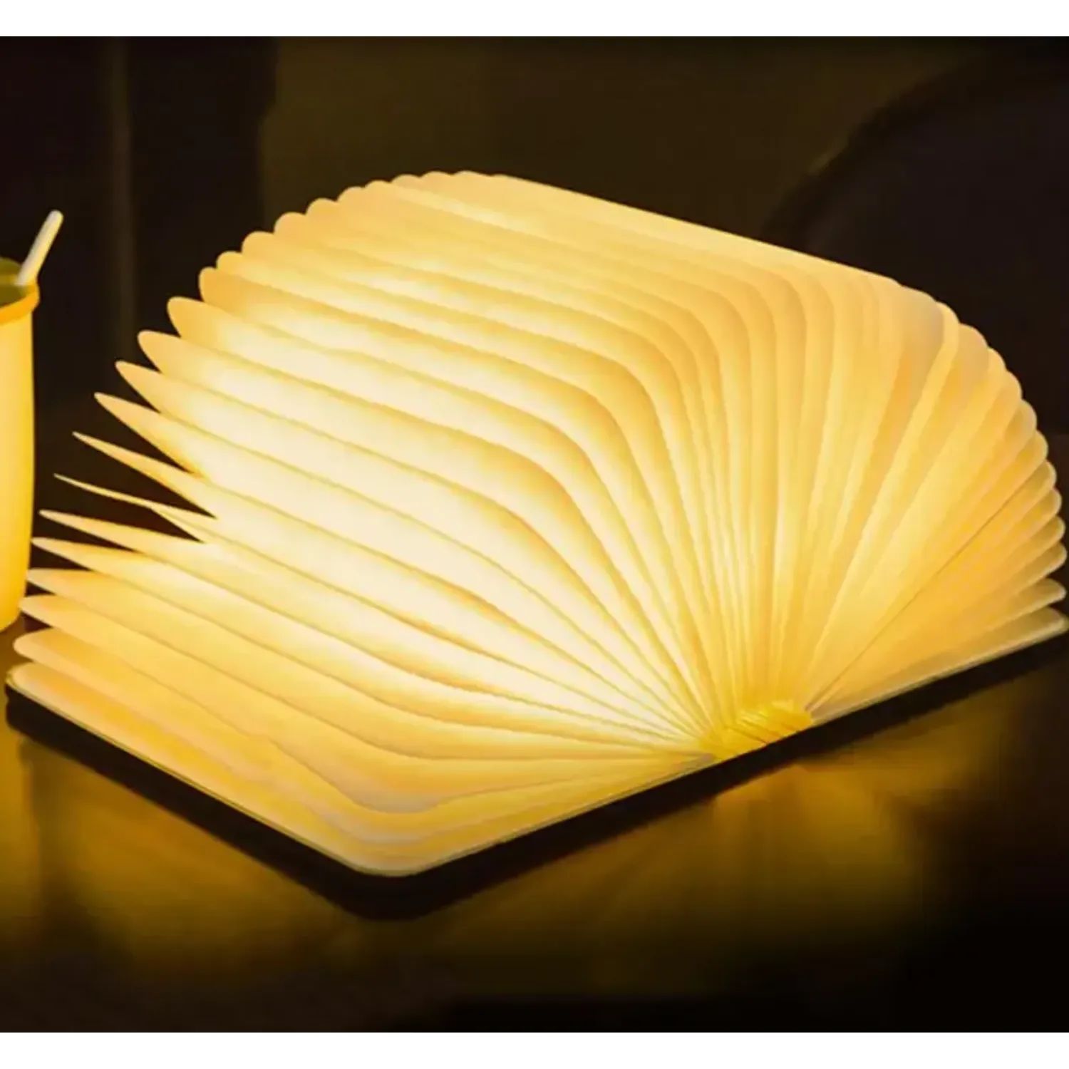 Портативный светодиодный ночник Supretto Книга бежевый (8700) - фото 7