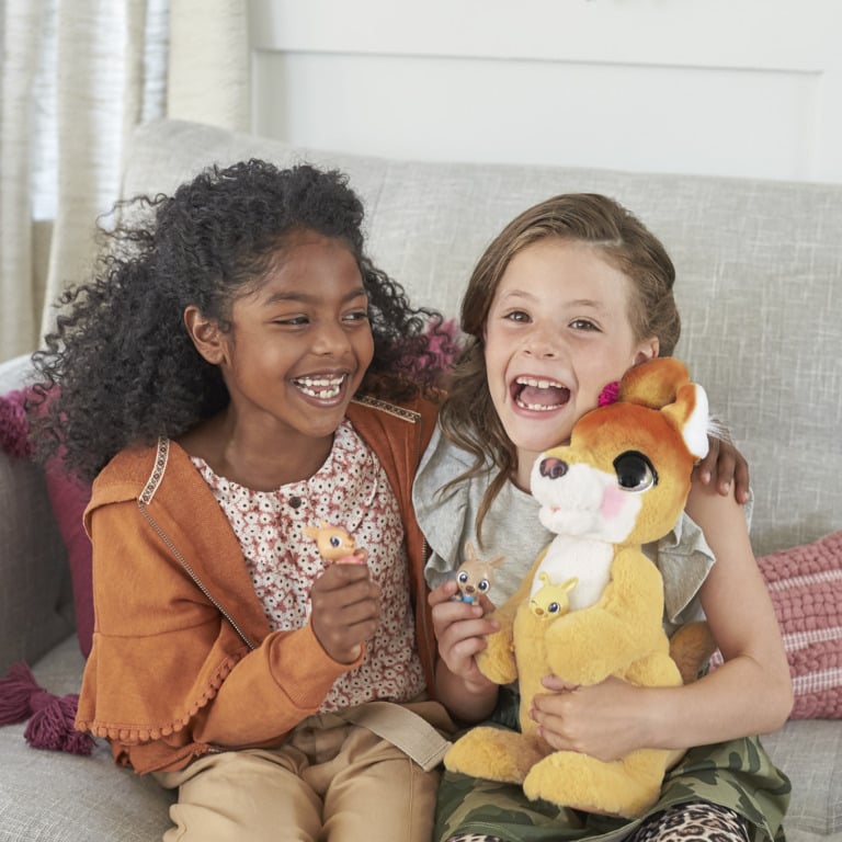 Интерактивная игрушка Hasbro FurReal Friends Кенгуру мама Джози и ее кенгурята (E6724) - фото 5