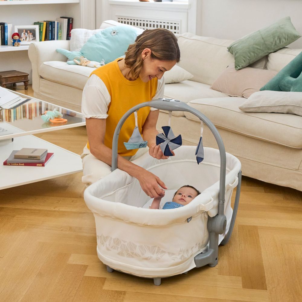 Кроватка - стульчик для кормления Chicco Baby Hug Pro 5 в 1 серая (87076.40) - фото 2