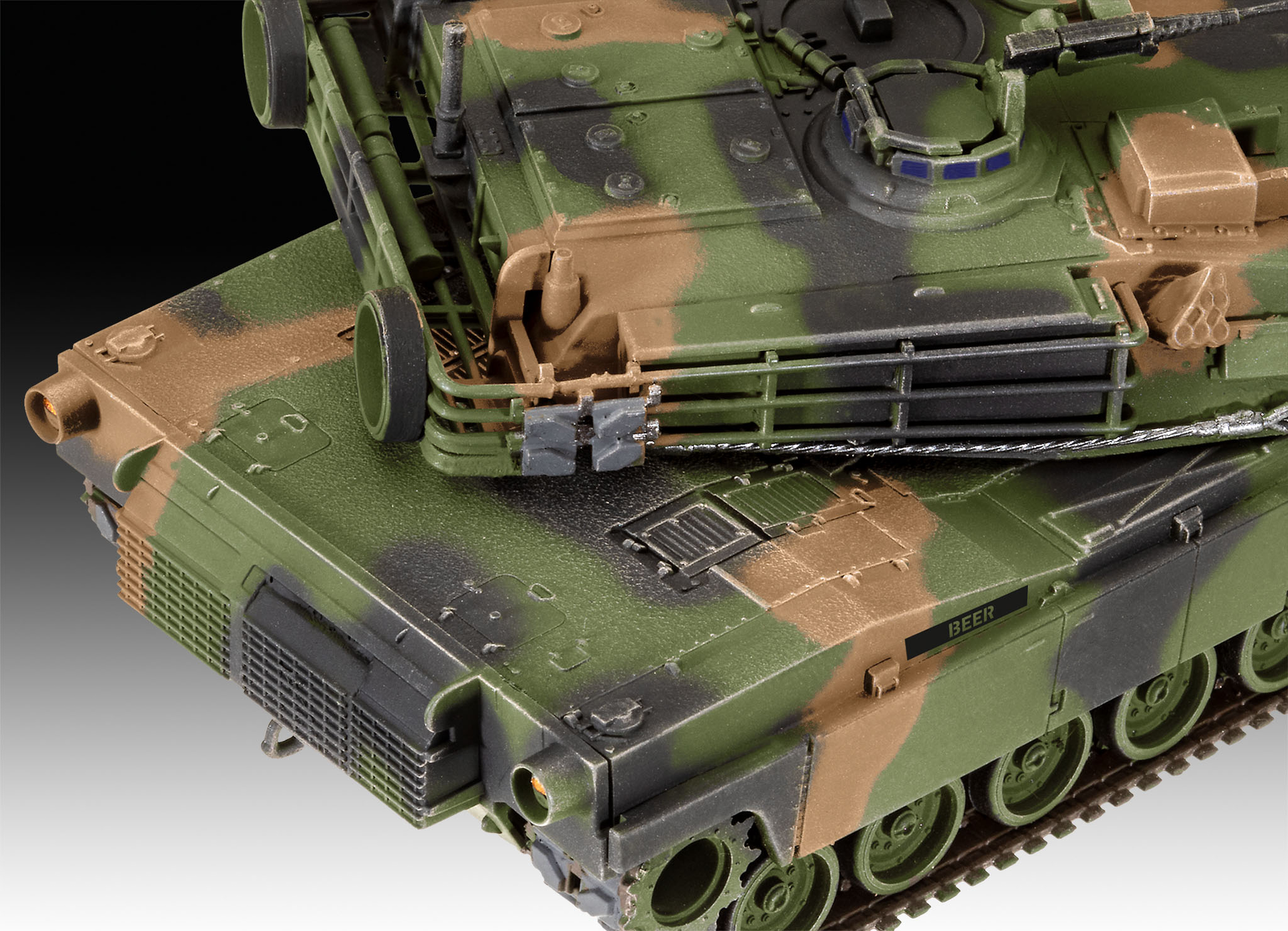 Сборная модель Revell Танк Абрамс M1A1 AIM(SA)/M1A2 масштаб 1:72, 126 деталей (RVL-03346) - фото 4