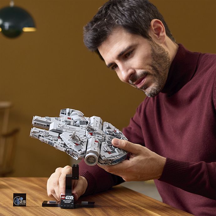 Конструктор LEGO Star Wars Тысячелетний сокол 921 деталь (75375) - фото 8