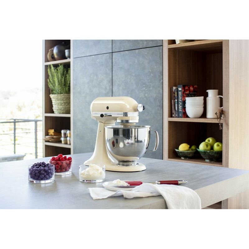 Планетарний міксер KitchenAid Artisan 4.8 л кремовий (5KSM125EAC) - фото 5