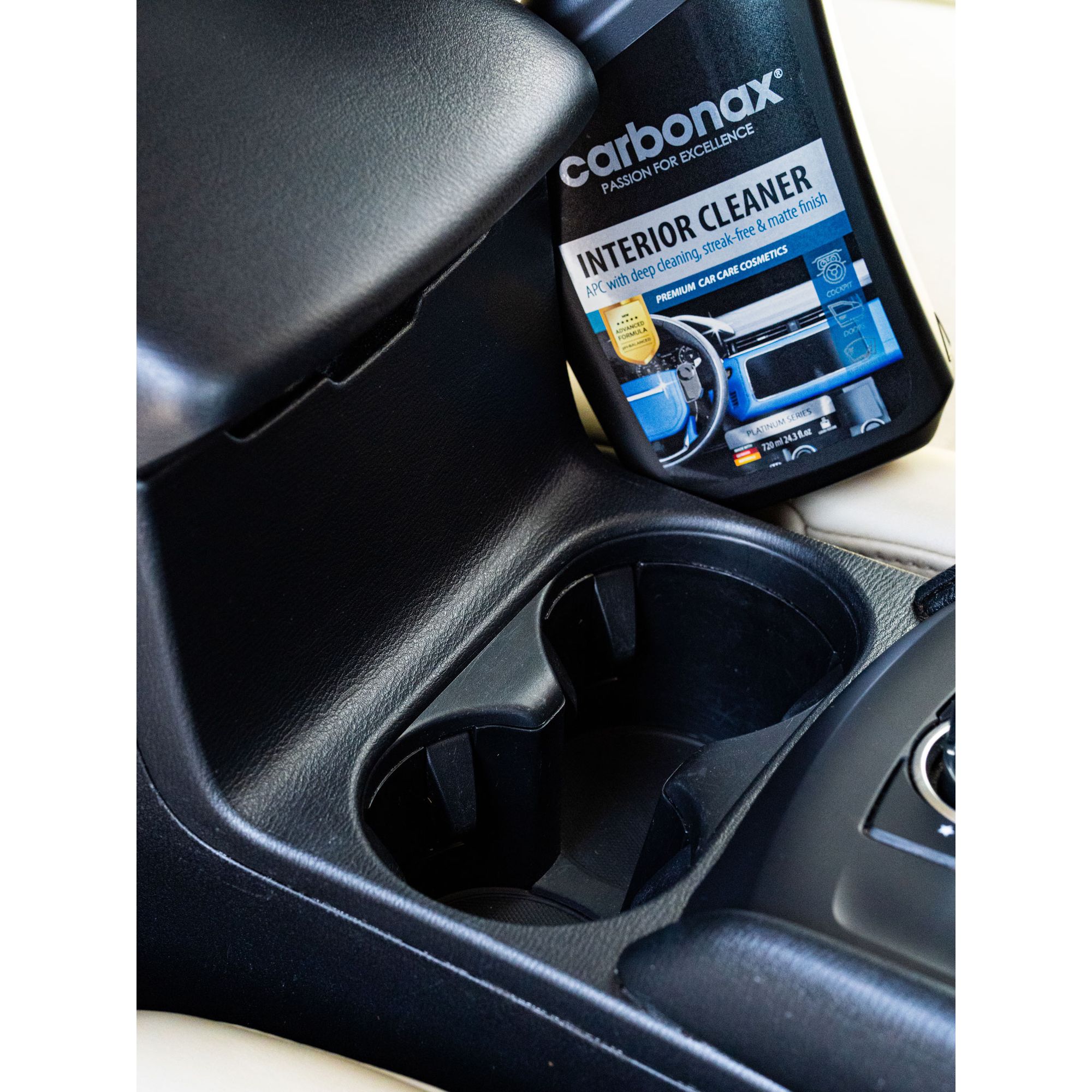 Очиститель салона Carbonax Interior Cleaner 720 мл - фото 4