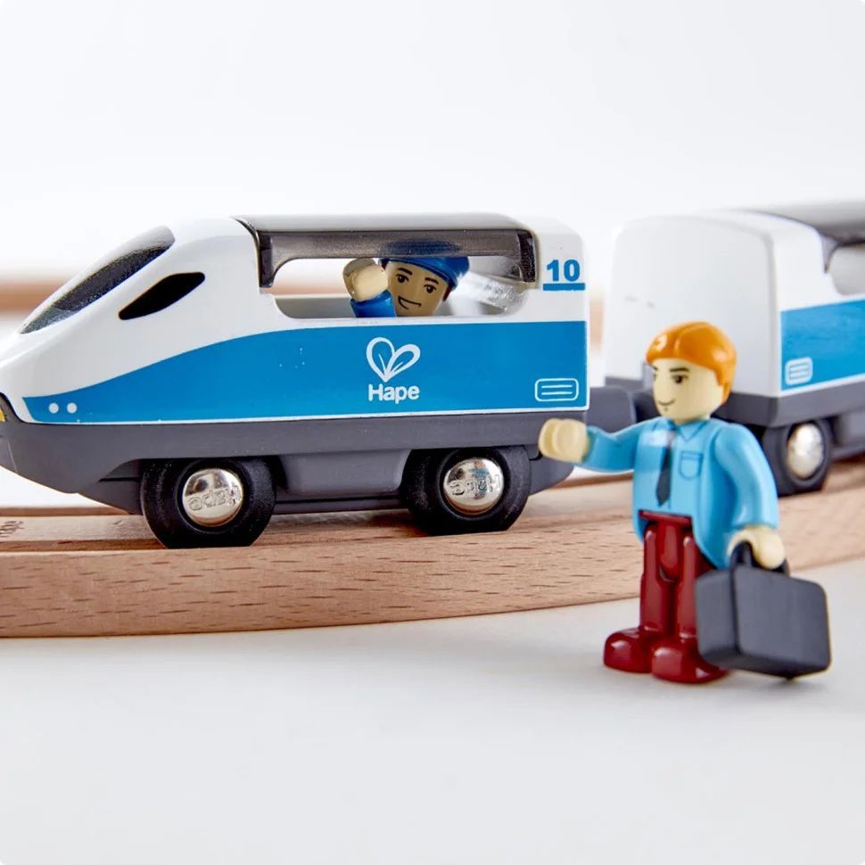 Набір для іграшкової залізниці Hape Поїзд Інтерсіті з вагонами (E3728) - фото 3