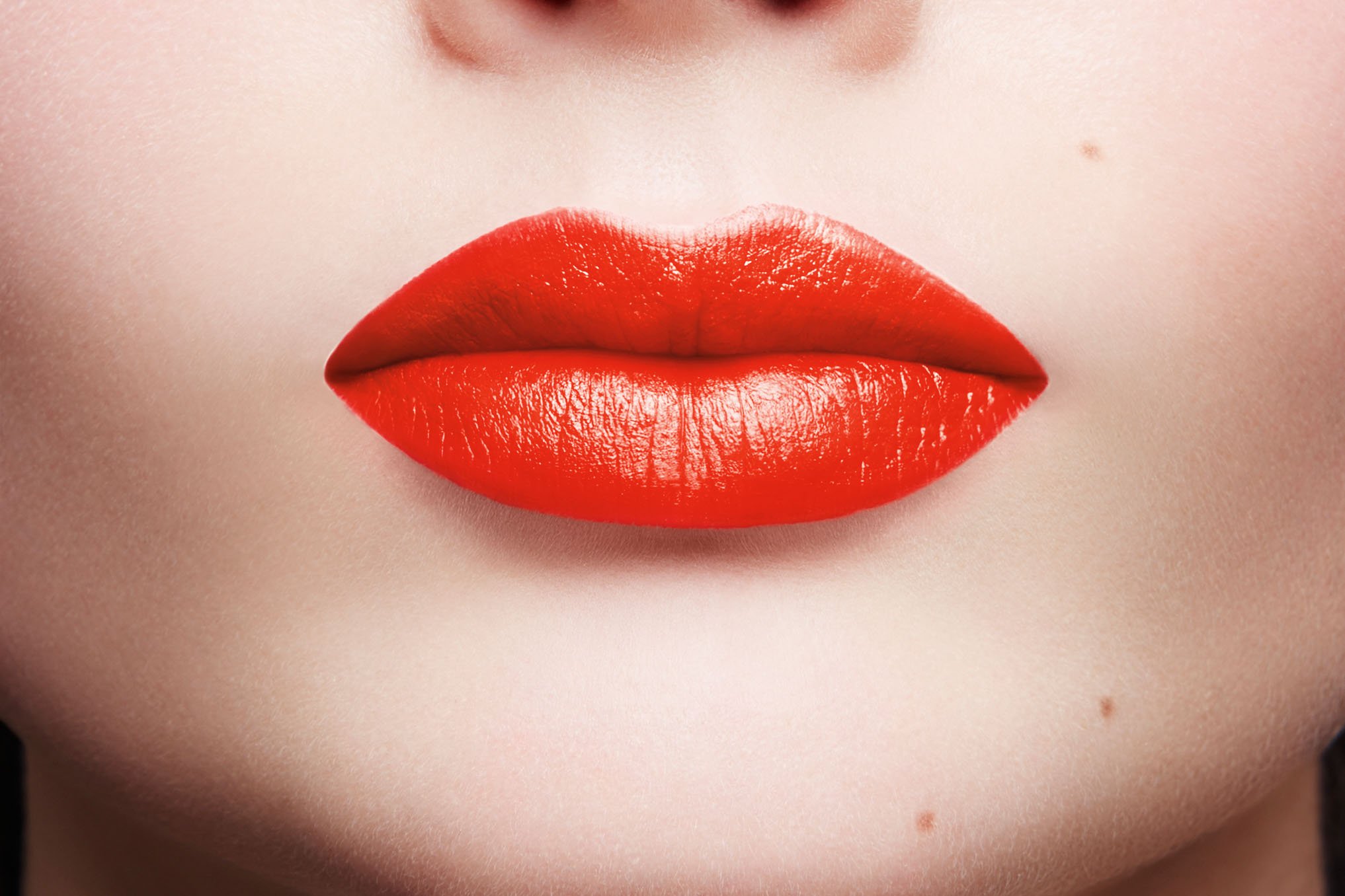 Помада для губ L'Oréal Paris Color Riche, відтінок 146 (Orange Avenue), 28 г (A9996700) - фото 5