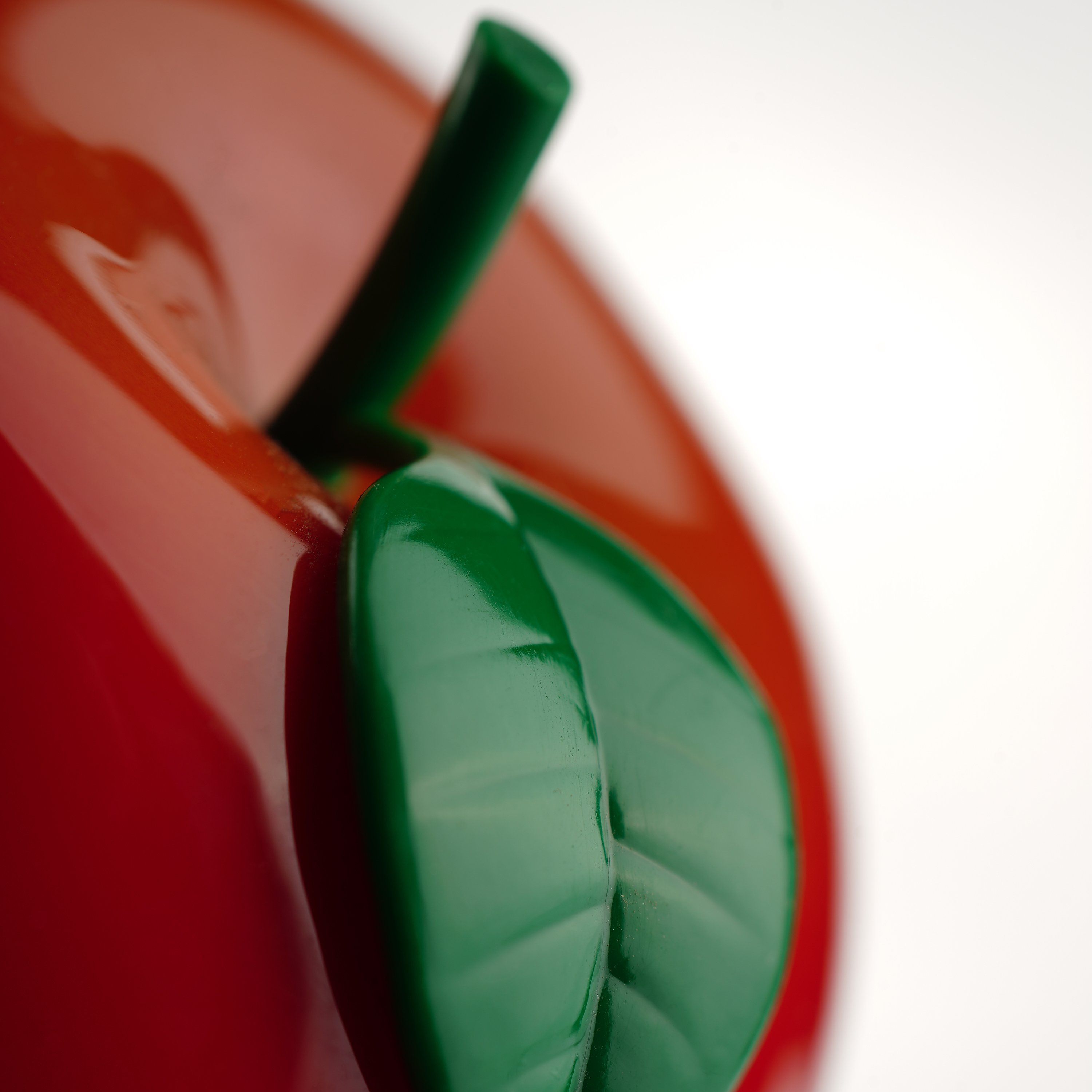 Крем для рук Tony Moly Red Apple Hand Cream Червоне Яблуко, 30 мл - фото 3
