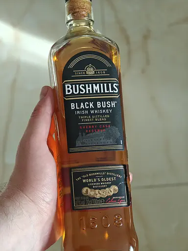Віскі Bushmills Black, 40%, 0,7 л купити у Києві, Україні | MAUDAU