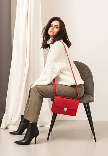 Жіноча шкіряна сумка-кроссбоді Lola червона - фото 6