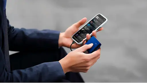 Портативный SSD Samsung 2 ТБ USB 3.2 Gen 2 Type-C T7 Shield - фото 8