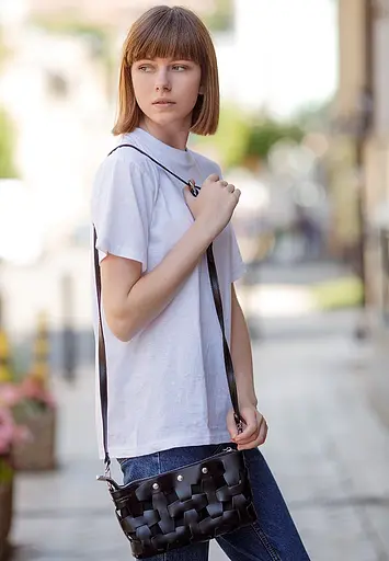 Шкіряна плетена жіноча сумка Пазл S вугільно-чорна - фото 6