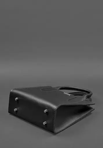 Кожаная женская сумка-кроссбоди черная - фото 5