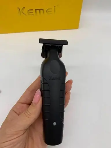 Профессиональная беспроводная машинка 5вт Kemei KM-2299 для стрижки волос и бороды 1200 мАч USB Черный - фото 9