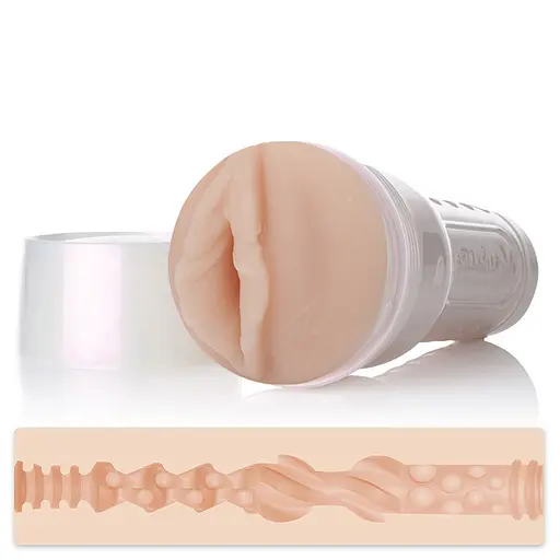 Реалистичный мастурбатор Fleshlight Elsa Jean Tasty телесный - фото 3