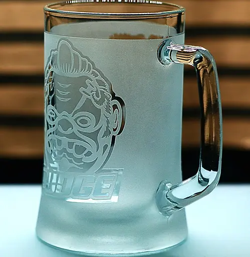 Пивний келих з ручкою Dota 2  Дота 2 з гравіюванням Pudge 660 мл скляний кухоль сувенір для геймера - фото 6