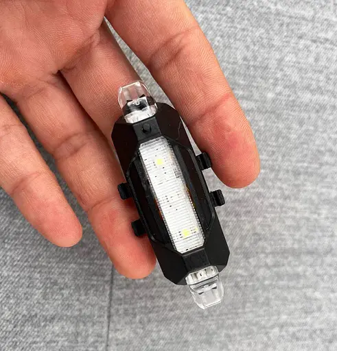 Задний велосипедный фонарь Weidas 093 вело фара стоп мигалка аккумуляторный красный и белый габаритный огонь - фото 2