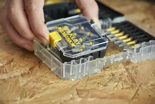 Набір біт Stanley FatMax Torx T10, T15, T20, T25, T30, Т40 L=50 мм 10 шт. пластиковий кейс (STA88566) - фото 4