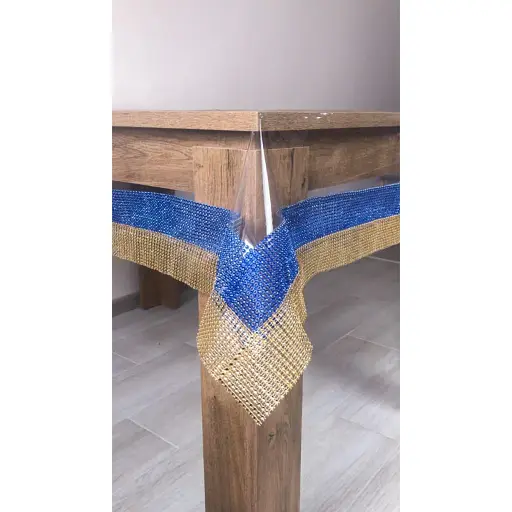 Скатерть силиконовая с сине-желтой стразовой лентой 240х120 см