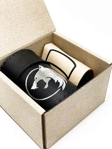 Настольная игра Планета Ігор Чаша для кубиков Волк (черная) (Dice cup Wolf black) (pi-dc007) - фото 8
