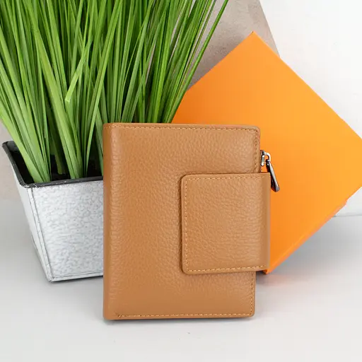 Жіночий шкіряний гаманець маленький Senior A899-9 рудий на магніті - фото 1