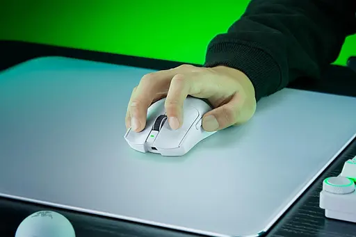 Мышь Razer Viper V4 PRO Wireless White (RZ01-05630200-R3G1) - фото 8