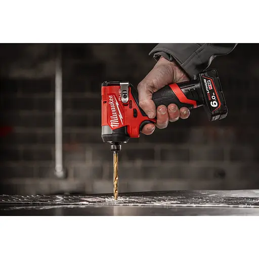 Гайковерт ударний акумуляторний Milwaukee M12 FID2-202X 12В АКБ 2х2А/183 год 0-4000 об/хв 170Нм 1/4" ЗП C12C жилет кейс (4933499462) - фото 11