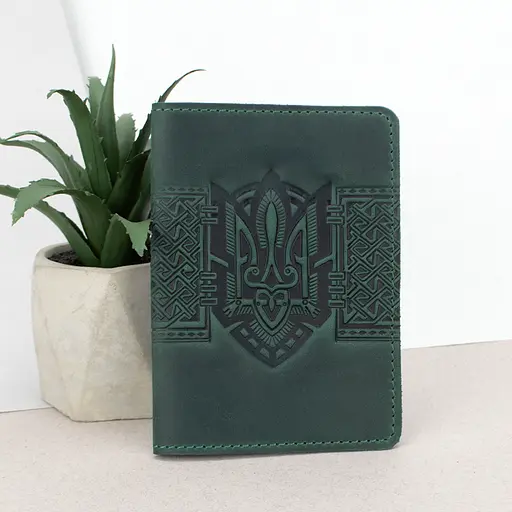 Обложка на паспорт кожаная с гербом HC0075 зеленая патриотичная - фото 1