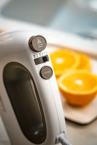 Ручной миксер Camry CR 4220w - фото 4