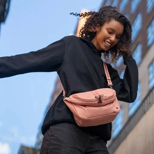 Женский рюкзак антивор Pacsafe CX convertible backpack розовый (20410340) - фото 10