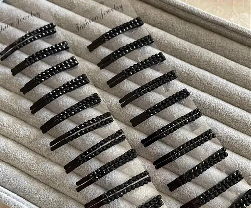 Набір чорних шпильок для волосся зі стразами 20 шт. - фото 1