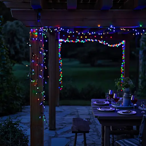 Новорічна гірлянда вулична GarlandoPro 30 м 300 LED із сонячною батареєю 8 режимів роботи чорний провід Мультиколор SB300L30MBML